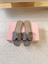 China Replica Hermes Women Shoes 105usd Only